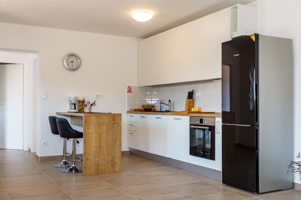 Villa Mirela Apartment 비르브닉 외부 사진